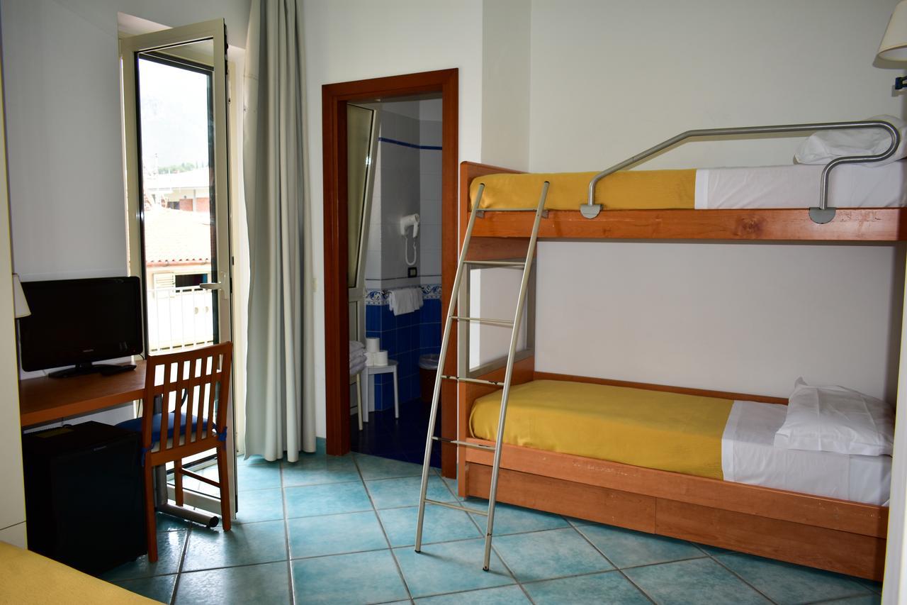 Hotel Amyclae Sperlonga Extérieur photo