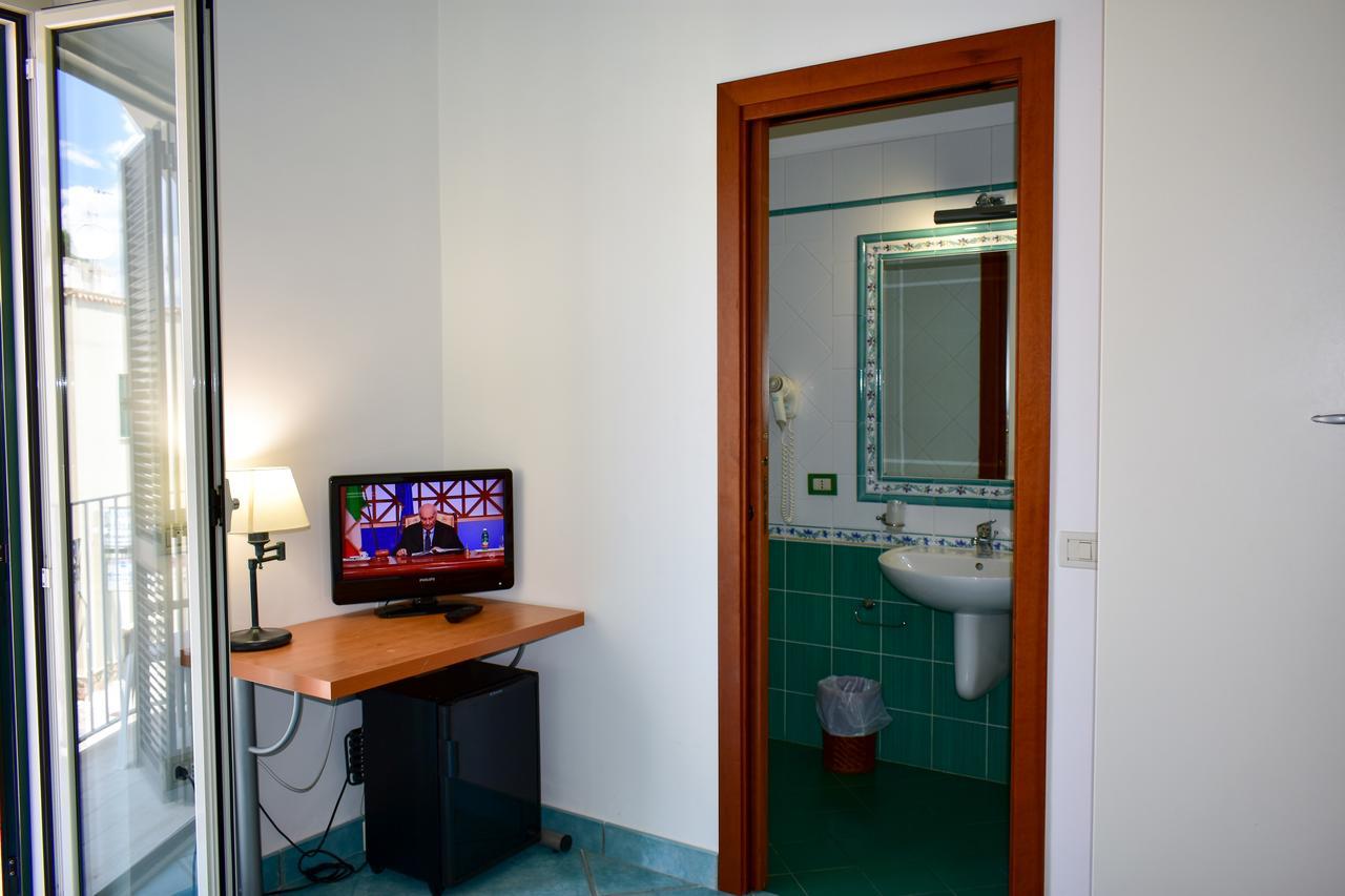 Hotel Amyclae Sperlonga Extérieur photo