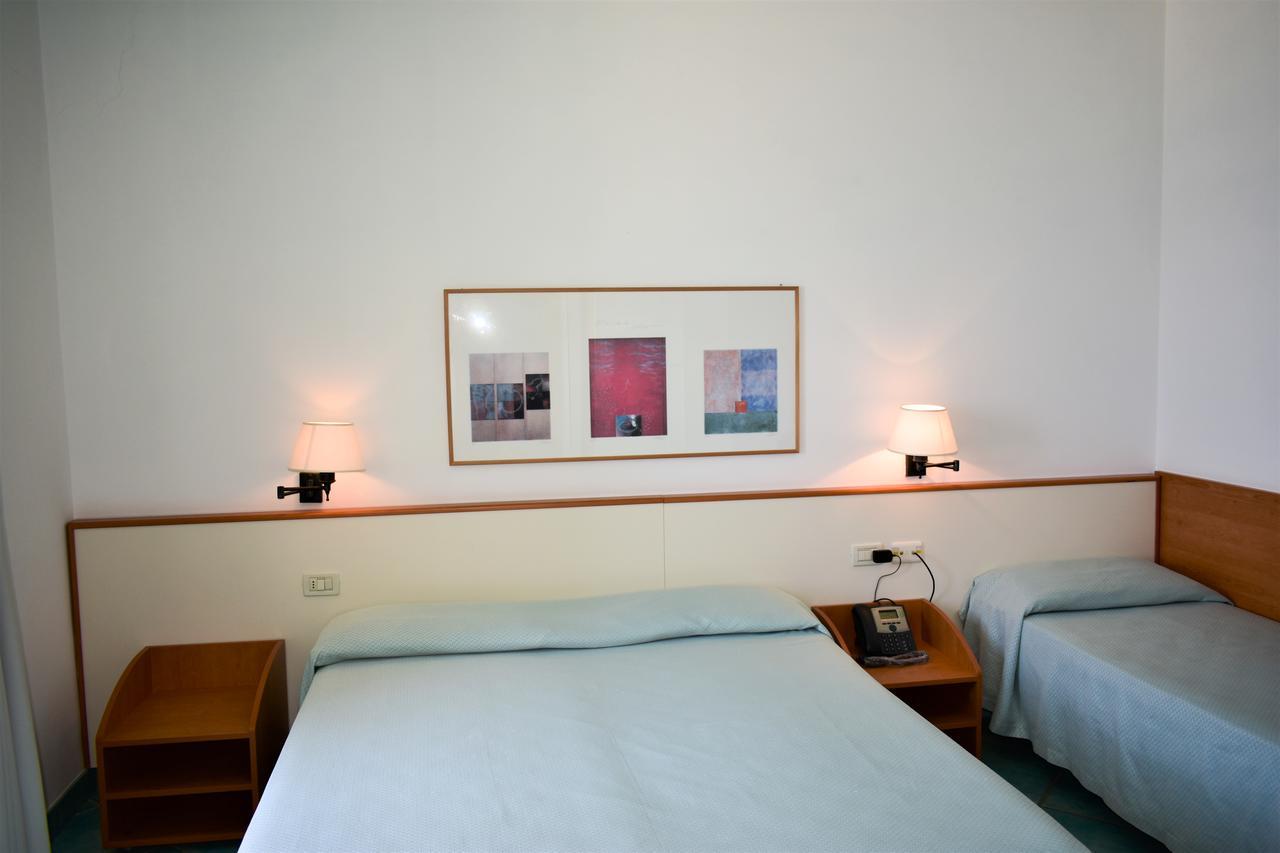 Hotel Amyclae Sperlonga Extérieur photo